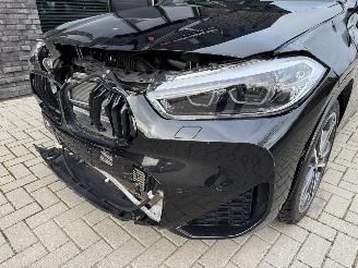 BMW X2 25e xDrive 220PK Steptronic M-Sport PANO VOL! picture 37