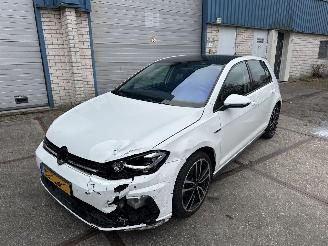 Volkswagen Golf 1.5 TSI DSG R-Line picture 7