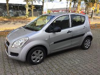 Auto incidentate Suzuki Splash Suzuki splash 1.0 airco met zeer lichte schade 2011/2