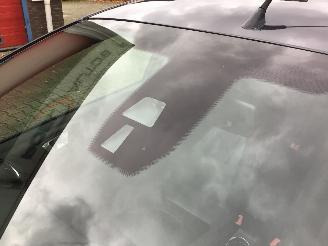 Ford Fiesta 1.6 tdci lease titanium volle auto met lichte zeer schade picture 18