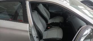 Hyundai I-20 Bj:03-2015 1.2-16v benzine Airco Elektrische ramen Elektrische-spiegels centrale vergrendeling met afstandsbediening picture 12