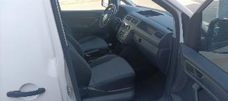 Volkswagen Caddy Bj:02-2016 2.0-TDI Airco Elektrische ramen Elektrische-spiegels centrale vergrendeling met afstandsbediening Start-Stop systeem 16-inch velgen picture 16