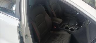 Kia Sportage Bj:12-2019 Facelift GT-line 2.0-Diesel Automatik 4WD Led-Koplampen Led-Achterlichten Navigatie Climatecontrol Stoelverwarming Stuurwiel met verwarming trekhaak Audio-jbl Keyless entry 18-inch velgen picture 18