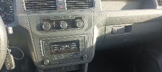 Volkswagen Caddy 2.0-TDI Tüv+Distributieriem nieuw 1-eigenaar Airconditioning Elektrische ramen Elektrische-spiegels verwarmde buitenspiegels centrale vergrendeling met afstandsbediening Start-Stop systeem Tussenwand met glas achteruitrijspiegel Radio met Usb laadvloer h picture 21