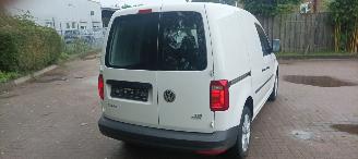 Volkswagen Caddy Bj:02-2016 Facelift 2.0TDI Euro-6 Airconditioning Elektrische ramen Elektrische-spiegels met verwarming Centrale vergrendeling met afstandsbediening Start-Stop systeem Tussenwand met glas achteruitrijspiegel Radio met usb schuifdeur Rechts laadvloer orgin picture 4