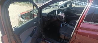 Opel Crossland 1.2-Turbo Automatik Innovation uitvoering Navi Full-Led koplampen Led achterlichten Climatecontrol CruiseControl Leren-Stuurwiel met verwarming Stoelverwarming trekhaak Bi-Color pearl metallic lak picture 9