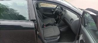 Volkswagen Polo 1.4-TDI Climatecontrol Stoelverwarming leren stuurwiel regensensor Front radar remassist Metallic lak 15 inch velgen picture 22