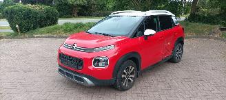 damaged passenger cars Citroën C3 Aircross 1.2-Turbo 110pk Automaat Navi Led Climatecontrol CruiseControl Stoelverwarming Lichtautomaat Privacyglas Regensensor Blindspot systeem  automatische dimmende binnenspiegel Parkeersensoren Trekhaak 2018/10