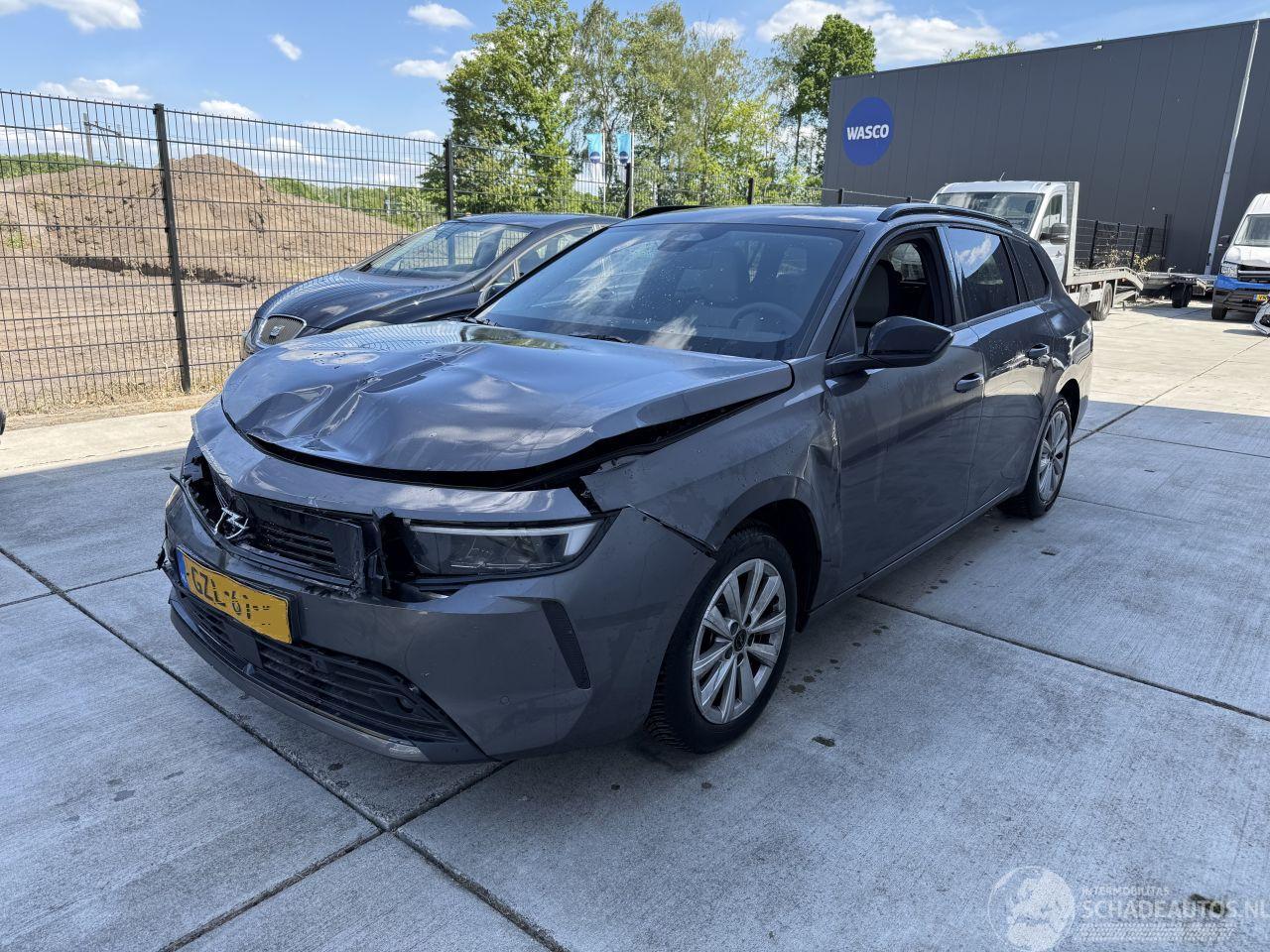 Opel Astra 1.2 Turbo Edition