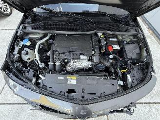 Opel Astra 1.2 Turbo Edition picture 14