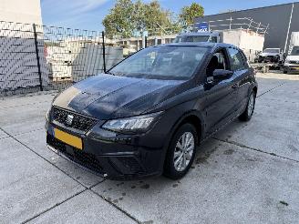 Vaurioauto  passenger cars Seat Ibiza 1.0 Eco TSI Style -AIRCO-PDC 2024/2
