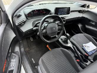 Peugeot 208 1.2 PureTech Blue Lease Active picture 3