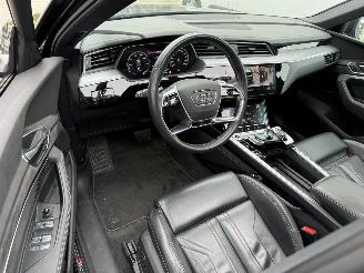Audi E-tron 50 QUATRO S Edition 71 kWh PANO- LEDER-CAMERA picture 3