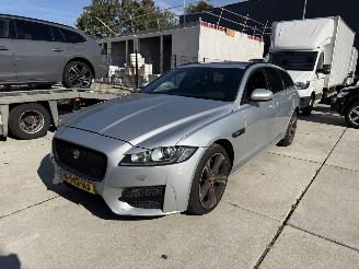 Damaged car Jaguar XF 2.0 d  Portfolio Sportbreake -LEDER-NAVI-PDC-AUTOMAAT 2017/11