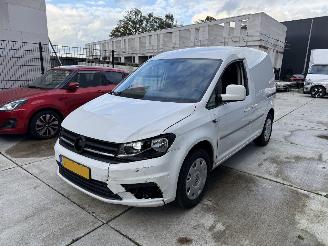 Vaurioauto  passenger cars Volkswagen Caddy 2.0 TDI BMT AUTOMAAT Exclusief Edition Camera-NAVI 2019/2