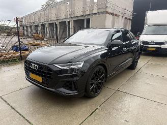 krockskadad bil auto Audi Q8 55 TFSI e QUATRO S-LINE LUCHTVERING-CAMERA-KEYLESS 2021/7