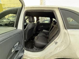 Mercedes B-klasse 200 d AUTOMAAT 150 PK -CAMERA-PDC picture 9