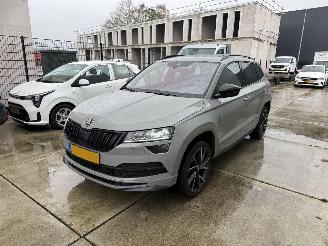 uszkodzony samochody osobowe Skoda Karoq 1.5 TSI AUTOMAAT Sportline -PANO-NAVI-CAMERA 2022/2