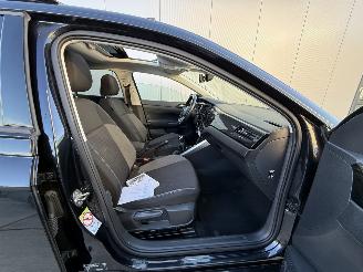 Volkswagen Taigo 1.0 TSI Life Business PANO - CAMERA - NAVI picture 12