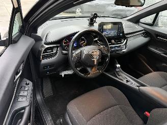 Toyota CH-R 1.8 Hybrid Active 98PK - CAMERA - CLIMA - LED picture 3