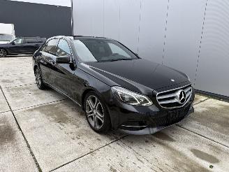 skadebil auto Mercedes E-klasse 220 d AUTOMAAT-NAVI-LEDER-SCHUIFDAK-PDC 2017/3