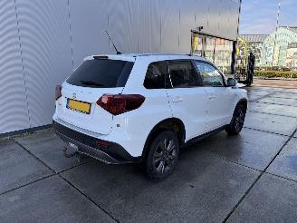 Suzuki Vitara 1.4 Boosterjet AllGrip Select 4X4 CAMERA - NAVI - LED picture 5