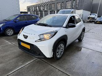 Auto incidentate Toyota Aygo X 1.0 VVT-i MT Play CAMERA-AIRCO 2025/12