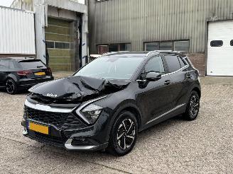 Damaged car Kia Sportage 1.6 T-Gdi Hybrid Dynamicline 2024/3