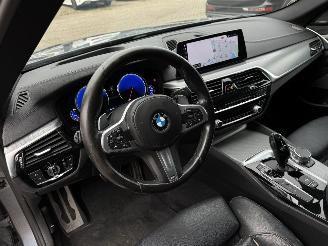 BMW 5-serie 530e iPerformance High Executive M-Pakket Harman Kardon 360Camera Head-Up Geen Schade! picture 7