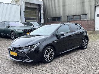 Damaged car Toyota Corolla 1.8 Hyrid Automaat Bussines Intro 2019/5