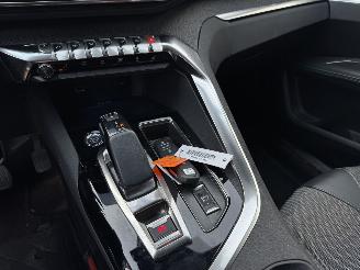 Peugeot 3008 1.6 Hyrbid 225 Allure picture 9