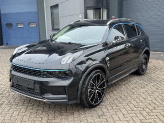 Unfallwagen Lynk & Co 01 1.5 Plugin Hybrid Pano Navi Led 2022/1