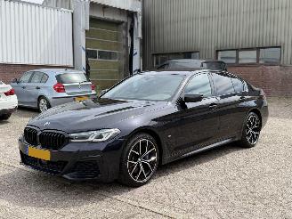Schadeauto BMW 5-serie 520e M-Pakket NAP Nederlandse Auto 2021/8
