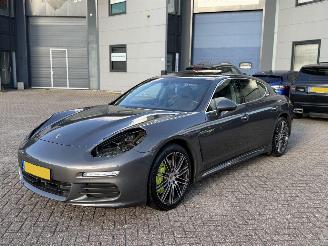 krockskadad bil auto Porsche Panamera 3.0 S E-HYBRID NAP Orgineel Nederlandse Auto! Softclose 360Camera Bose 2015/12