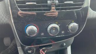 Renault Clio Clio IV (5R), Hatchback 5-drs, 2012 / 2021 0.9 Energy TCE 90 12V picture 18