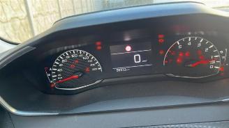 Peugeot 208 208 II (UB/UH/UP), Hatchback 5-drs, 2019 1.2 Vti 12V PureTech 75 picture 29