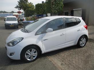 Schadeauto Hyundai Ix20 VISION AIRCO 2012/1