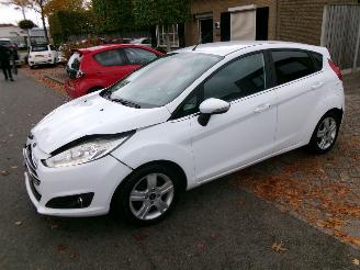 damaged passenger cars Ford Fiesta 1.6 TDCI TITANIUM AIRCO 5 DEURS 2013/7