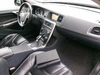 Volvo V-60 2.4 D6 AWD PLUG-IN HYBRID SUMMUM picture 12