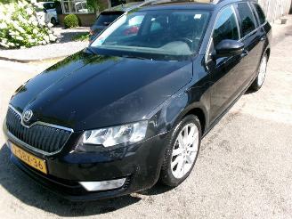 uszkodzony samochody osobowe Skoda Octavia 1.6 TDI AUTOMAAT AMBITION BUSINESSLINE 2013/9