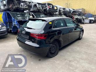 Audi A3 A3 (8V1/8VK), Hatchback 3-drs, 2012 / 2020 1.6 TDI Ultra 16V picture 5