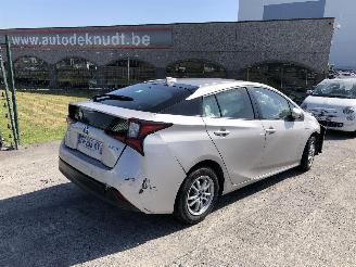 skadebil auto Toyota Prius HYBRIDE 2021/1