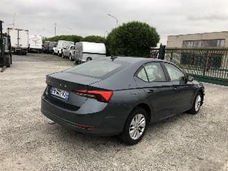 Coche accidentado Skoda Octavia 1.5 TSI 2021/1