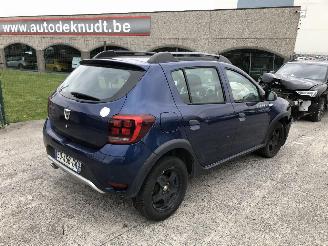 Coche accidentado Dacia Sandero 1.5 DCI 2017/9