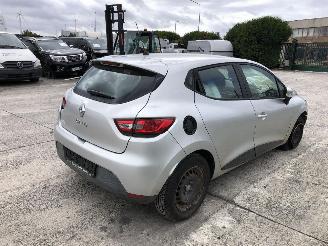 Démontage voiture Renault Clio 1.2 2014/10