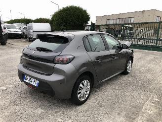 Vaurioauto  passenger cars Peugeot 208 1.5 BLUE HDI 16V 2022/7