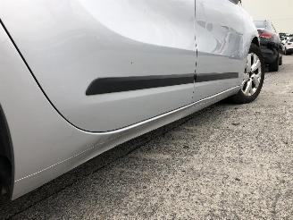 Citroën C4-picasso 1.6 HDI    7 PLACES picture 20