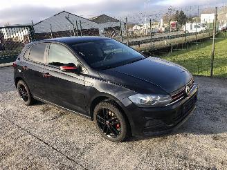 Voiture accidenté Volkswagen Polo TRENDLINE 1.0 MPI 2018/3