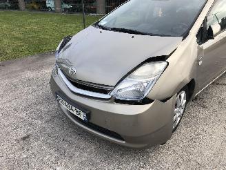 Toyota Prius HYBRIDE picture 9