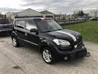 Unfallwagen Kia Soul 1.6 CRDI AUTOMATIQUE 2010/2